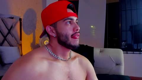 Snapshot of vincentblack_ chatting on June 29, 3:57 am Vincent online show from June 29, 3:57 am