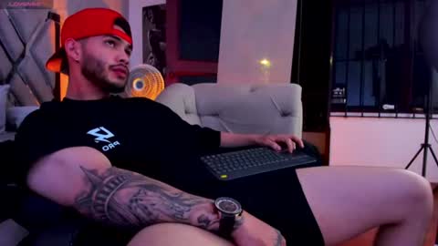 Snapshot of vincentblack_ chatting on July 17, 6:53 am Vincent online show from July 17, 6:53 am