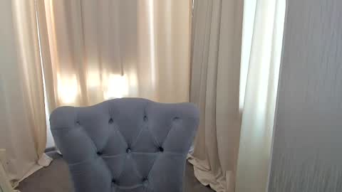 Snapshot of vinessa_coy chatting on May 6, 8:30 am Vinessa online show from May 6, 8:30 am