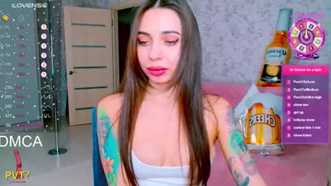 Vinkiepinkie online show from October 2, 3:41 pm