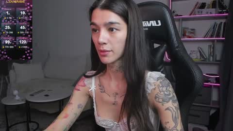 vinkitinkii online show from February 2, 10:02 am