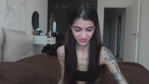 vinkitinkii online show from October 22, 7:08 am