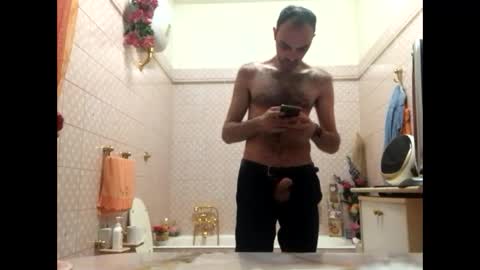 Zenith online show from November 12, 9:25 pm