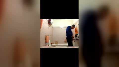 Zenith online show from December 2, 9:32 pm