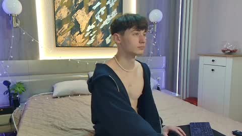 Vinsant online show from April 10, 7:46 am