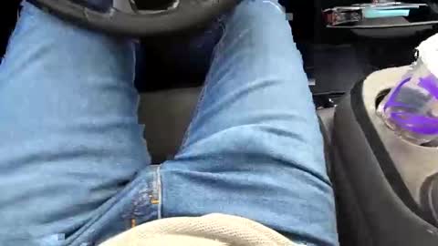 Snapshot of vinvan chatting on February 23, 10:31 pm Clint online show from February 23, 10:31 pm