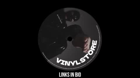 Snapshot of vinylstore chatting on January 11, 3:31 pm Diva Silvia online show from January 11, 3:31 pm