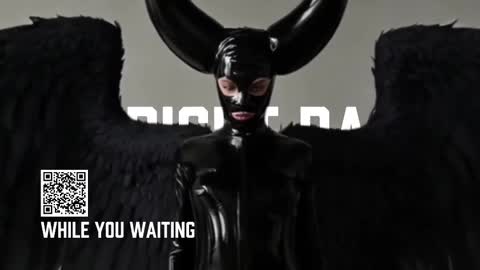 Snapshot of vinylstore chatting on September 21, 4:19 pm Diva Silvia online show from September 21, 4:19 pm