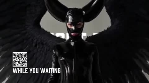 Snapshot of vinylstore chatting on October 4, 5:11 pm Diva Silvia online show from October 4, 5:11 pm