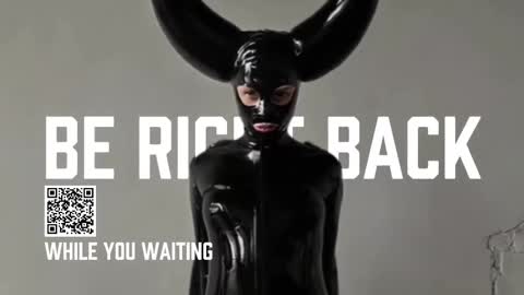 Snapshot of vinylstore chatting on October 27, 4:55 pm Diva Silvia online show from October 27, 4:55 pm