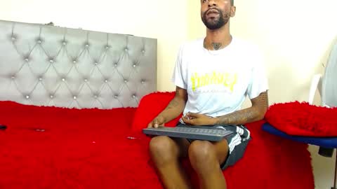 vinzent_lafed_ online show from January 15, 7:57 am