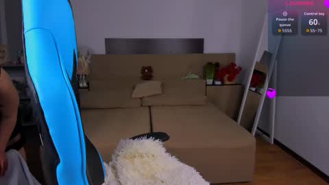 Viola online show from February 11, 8:58 pm