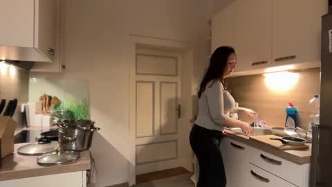 Vio online show from March 3, 5:30 pm