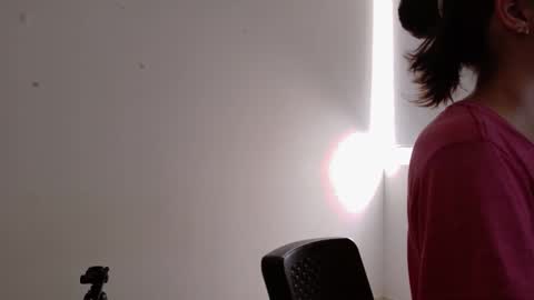 Snapshot of violeet_ds chatting on December 20, 6:37 pm Violet online show from December 20, 6:37 pm