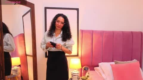 violet__15 online show from June 10, 12:26 pm