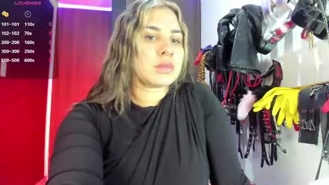 Kim online show from June 10, 7:46 pm