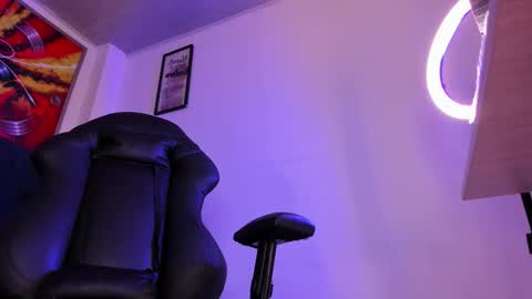           online show from January 19, 11:14 am