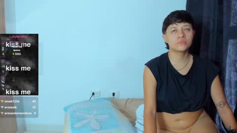 Snapshot of violet_casper_ chatting on December 10, 12:27 pm Violet and Casper online show from December 10, 12:27 pm