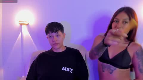 Snapshot of violet_casper_ chatting on October 3, 6:21 am Violet and Casper online show from October 3, 6:21 am