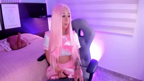 Snapshot of violet_spencer chatting on February 18, 1:34 am Violeta online show from February 18, 1:34 am