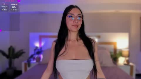 Violeta  online show from June 12, 11:09 am