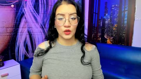 Snapshot of violeta_diazz chatting on December 26, 9:15 pm online show from December 26, 9:15 pm