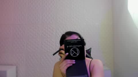     online show from April 28, 9:20 pm