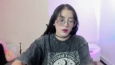     online show from June 11, 9:24 pm