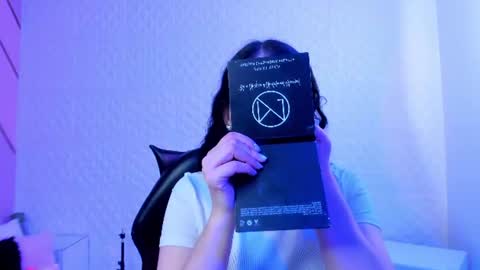 Snapshot of violeta_diazz chatting on June 19, 9:29 pm online show from June 19, 9:29 pm