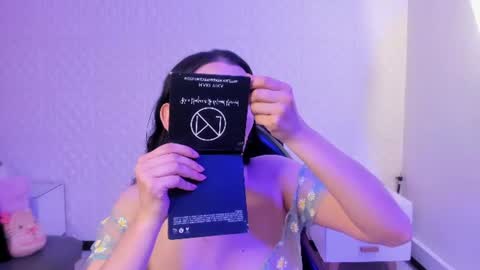Snapshot of violeta_diazz chatting on July 21, 8:55 pm online show from July 21, 8:55 pm