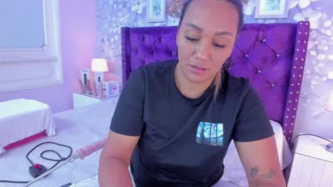 violeta_medina online show from October 11, 10:47 am