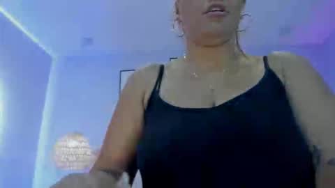 violeta_medina online show from March 4, 2:28 am