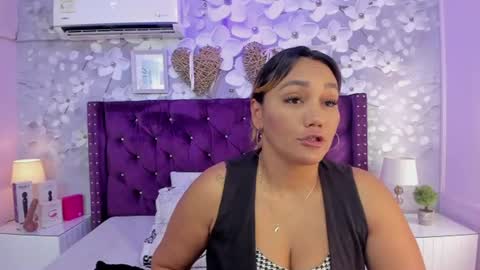 violeta_medina online show from June 17, 1:19 am