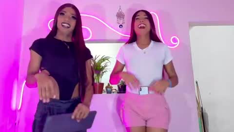 violeta_r_01 online show from August 3, 1:59 am