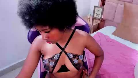 Snapshot of violeta_ruizz chatting on November 17, 1:39 pm Violeta Ruiz online show from November 17, 1:39 pm