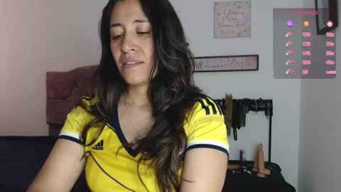 Snapshot of violeta_scott_ chatting on June 27, 2:34 pm violeta_scott_ online show from June 27, 2:34 pm
