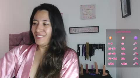 Snapshot of violeta_scott_ chatting on July 19, 2:54 pm violeta_scott_ online show from July 19, 2:54 pm