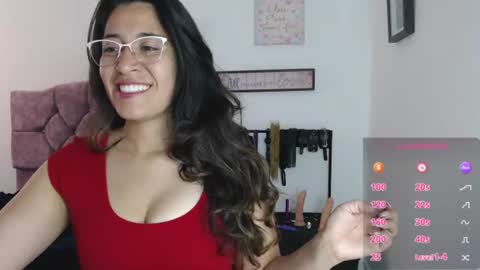 Snapshot of violeta_scott_ chatting on July 23, 3:21 pm violeta_scott_ online show from July 23, 3:21 pm
