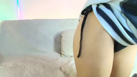 Snapshot of violeta_sofia_16 chatting on July 25, 3:26 am violeta sofia 16 online show from July 25, 3:26 am