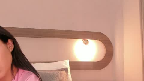 Violeta Sum online show from May 5, 12:35 pm