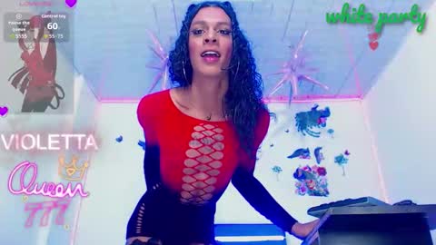 violetaconny online show from April 28, 7:13 am