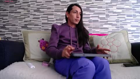 Snapshot of violetagomez_co chatting on July 2, 10:05 pm Violeta Gmez online show from July 2, 10:05 pm