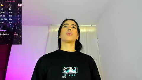 Snapshot of violetasotter chatting on September 16, 12:17 pm Violeta online show from September 16, 12:17 pm