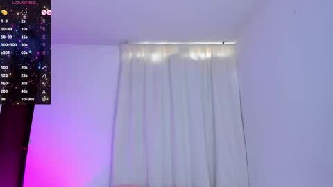 Snapshot of violetasotter chatting on September 25, 12:20 pm Violeta online show from September 25, 12:20 pm