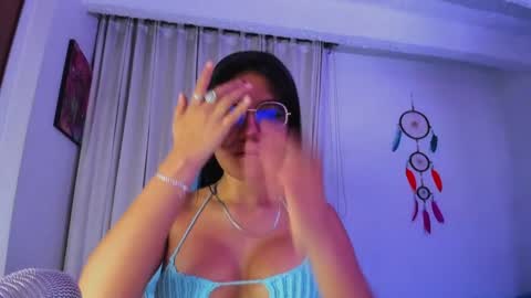 Snapshot of violetbunnyy1 chatting on January 10, 2:57 am Violet online show from January 10, 2:57 am