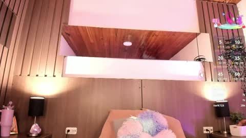 Snapshot of violetcarson_ chatting on May 28, 1:41 pm Violet online show from May 28, 1:41 pm
