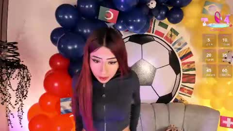 Snapshot of violetcarson_ chatting on July 8, 12:53 pm Violet online show from July 8, 12:53 pm