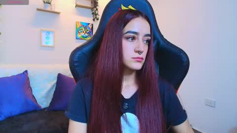 Snapshot of violeth_rosse_ chatting on May 27, 2:08 am violeth_rosse_ online show from May 27, 2:08 am
