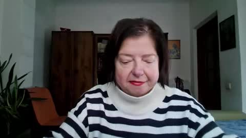 Snapshot of violetpulse chatting on November 3, 8:59 am violetpulse online show from November 3, 8:59 am