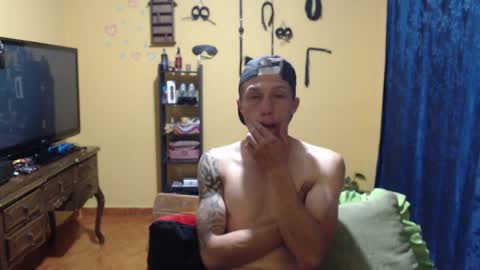 Snapshot of violetsexhot999 chatting on November 6, 11:04 pm Violet777 online show from November 6, 11:04 pm